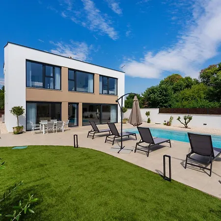 Astral וילה Murvica (Policnik)