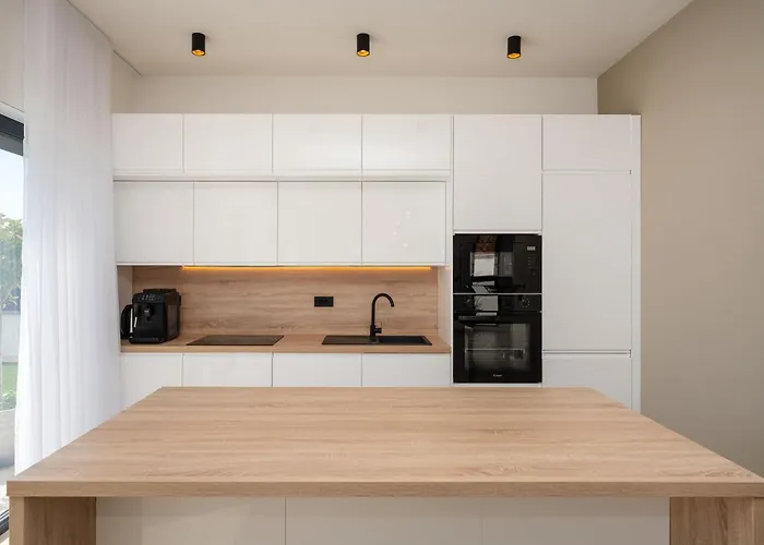 Astral Villa Murvica (Policnik)