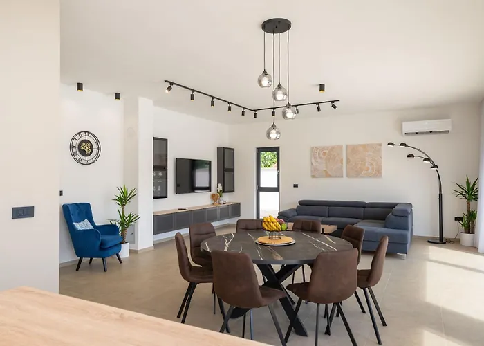 Villa Astral Murvica (Policnik)