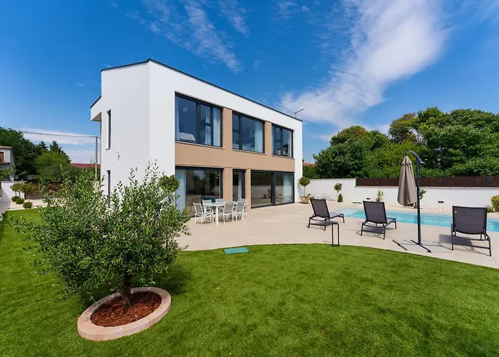 Astral Villa Murvica (Policnik)