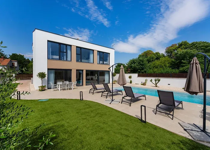 Astral Villa Murvica (Policnik)