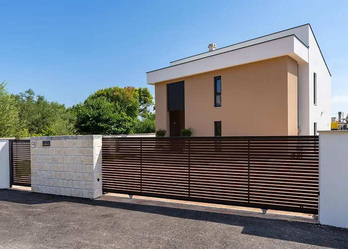 Astral Villa Murvica (Policnik)